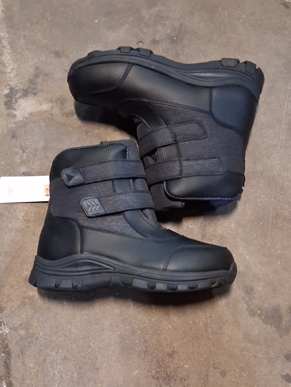 NWT Kids All In Motion Waterproof Snow Boots